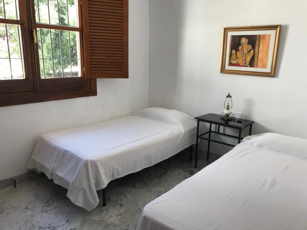 Casa-b- Pequeno Conjunto Adosados Appartement *